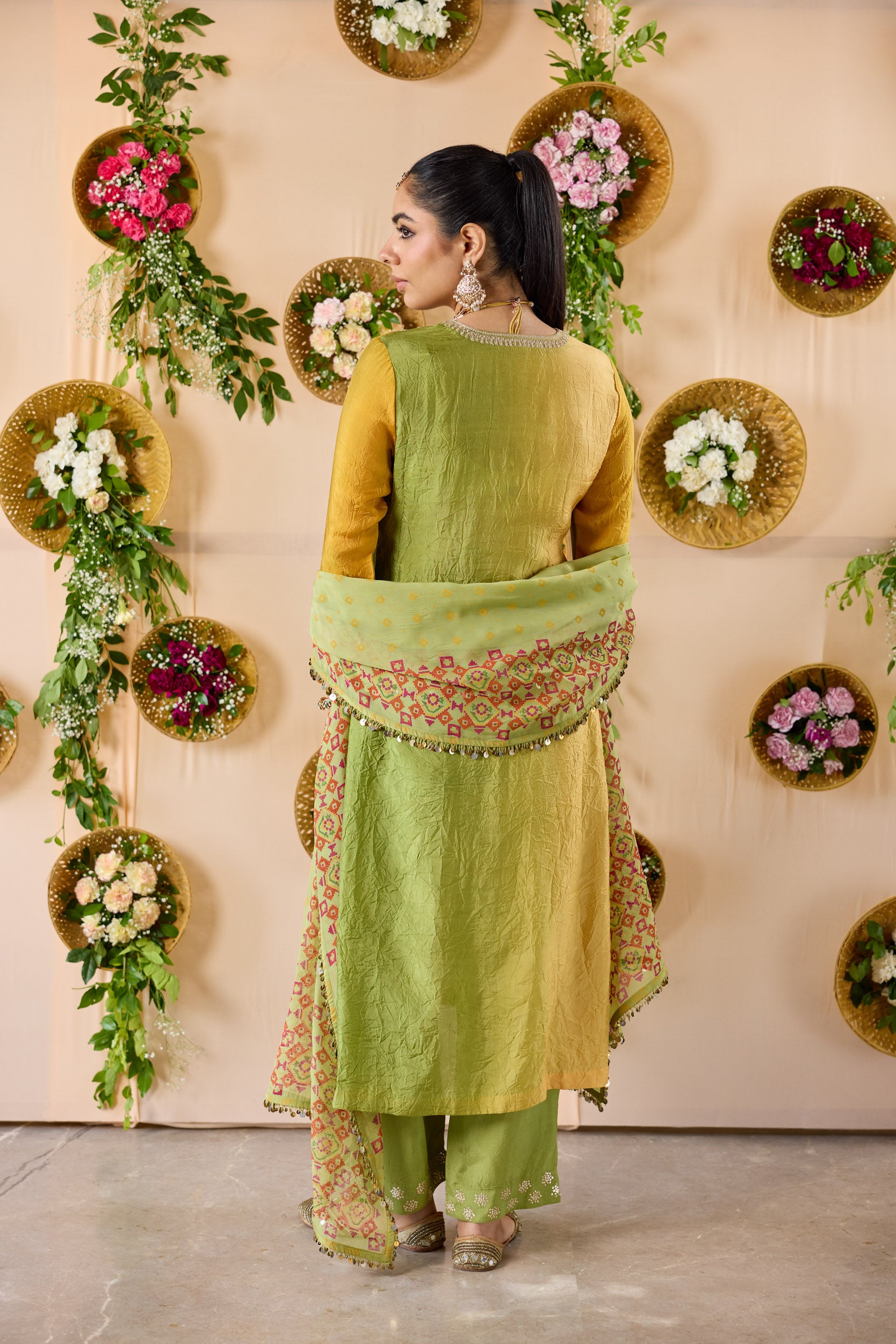 Jadau ombre kurta with pants and Patola dupatta