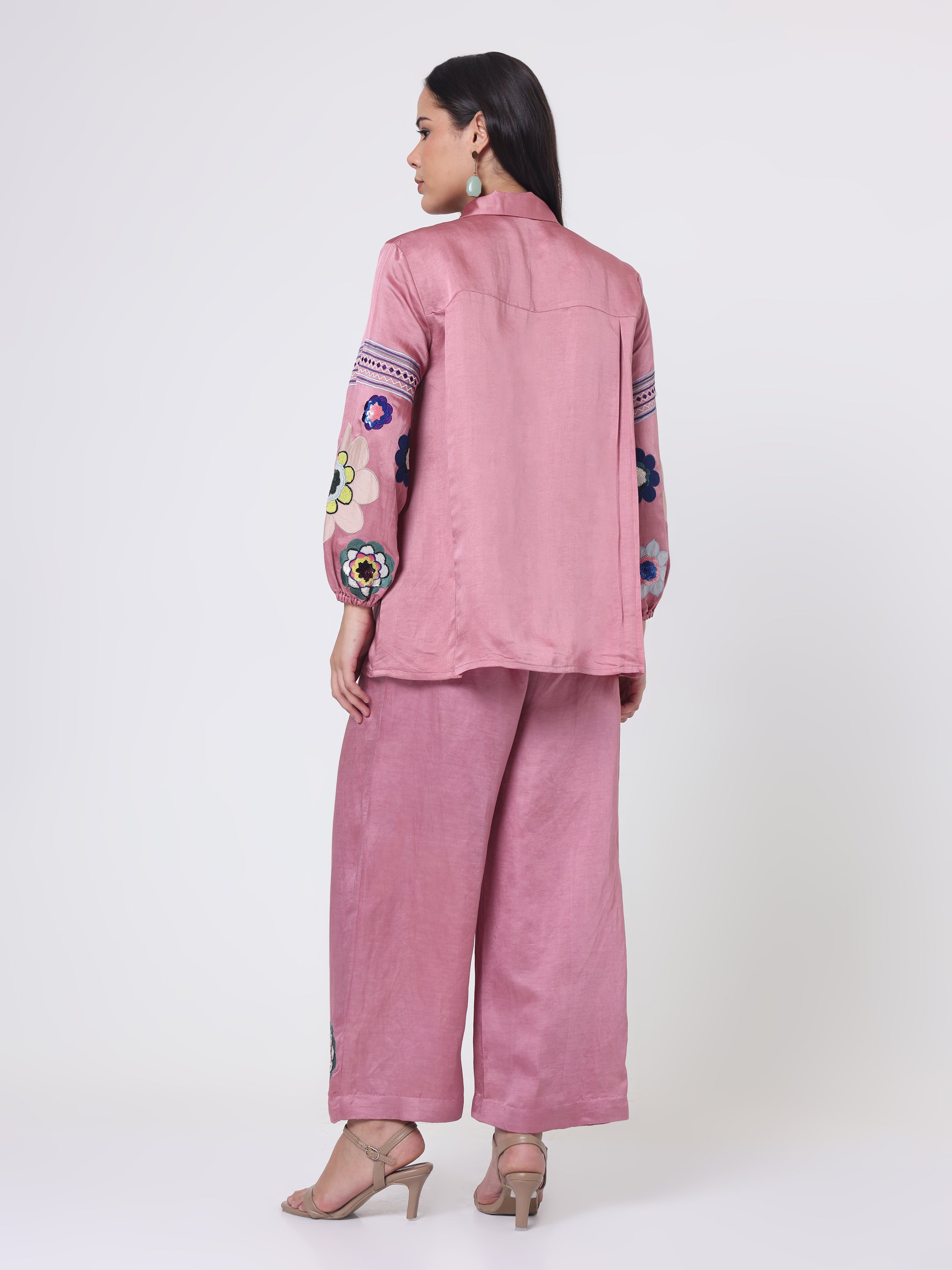 Coord set with embroidered balloon sleeves and pants