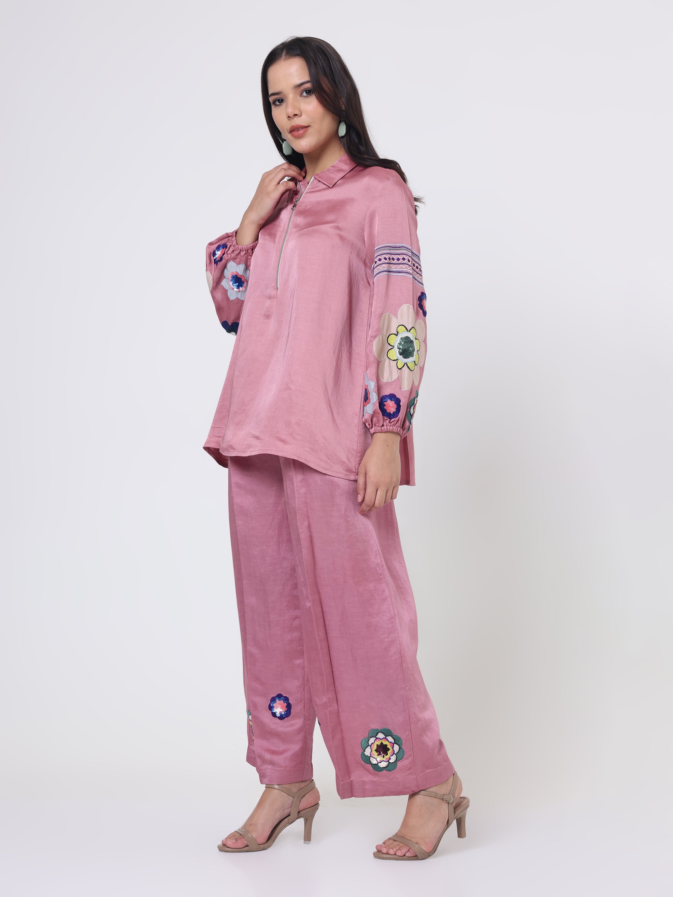 Coord set with embroidered balloon sleeves and pants