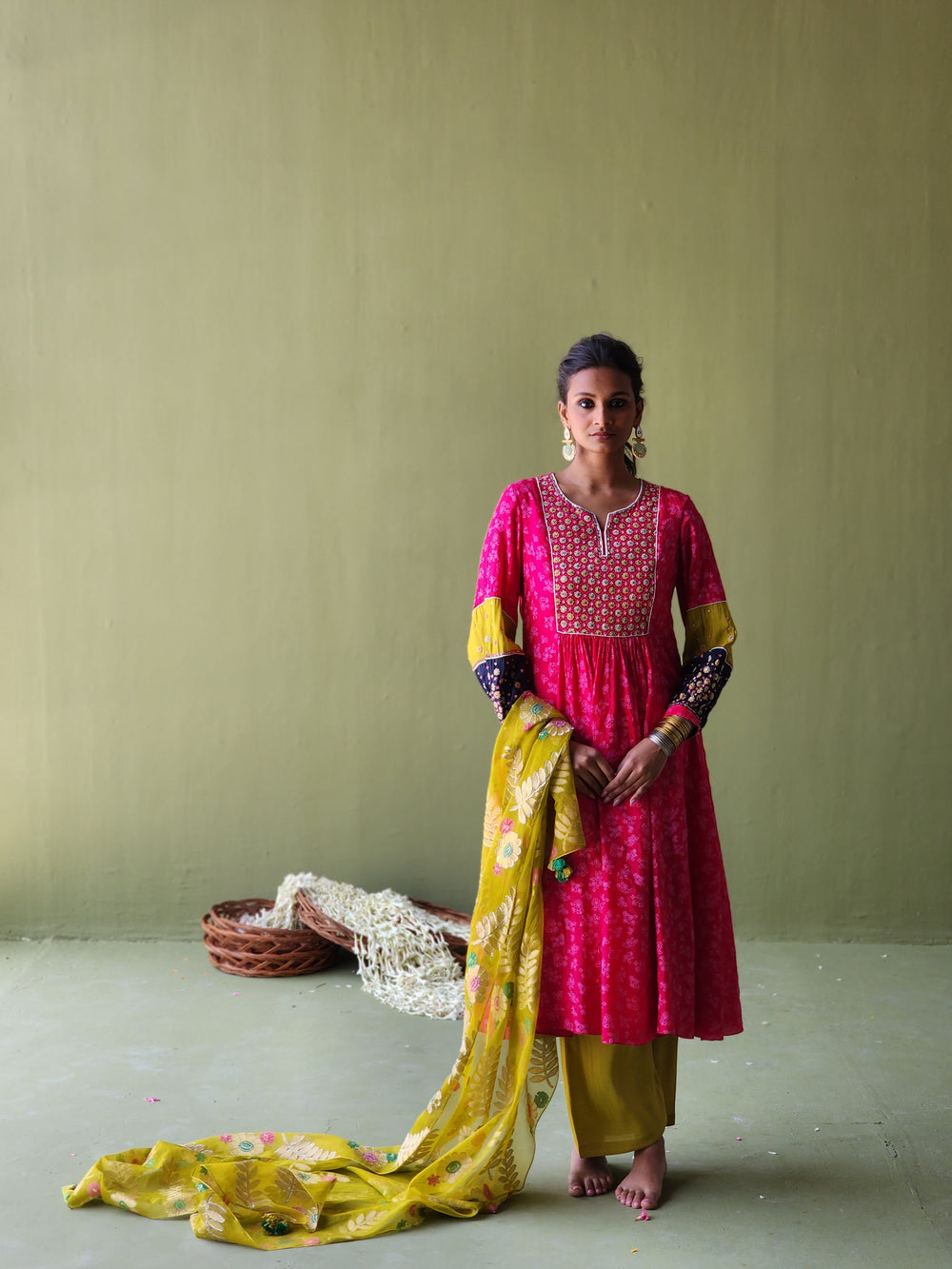 Kurta with print with color block sleeves, Tissue pants and Handwoven Banarasi tissue net dupatta