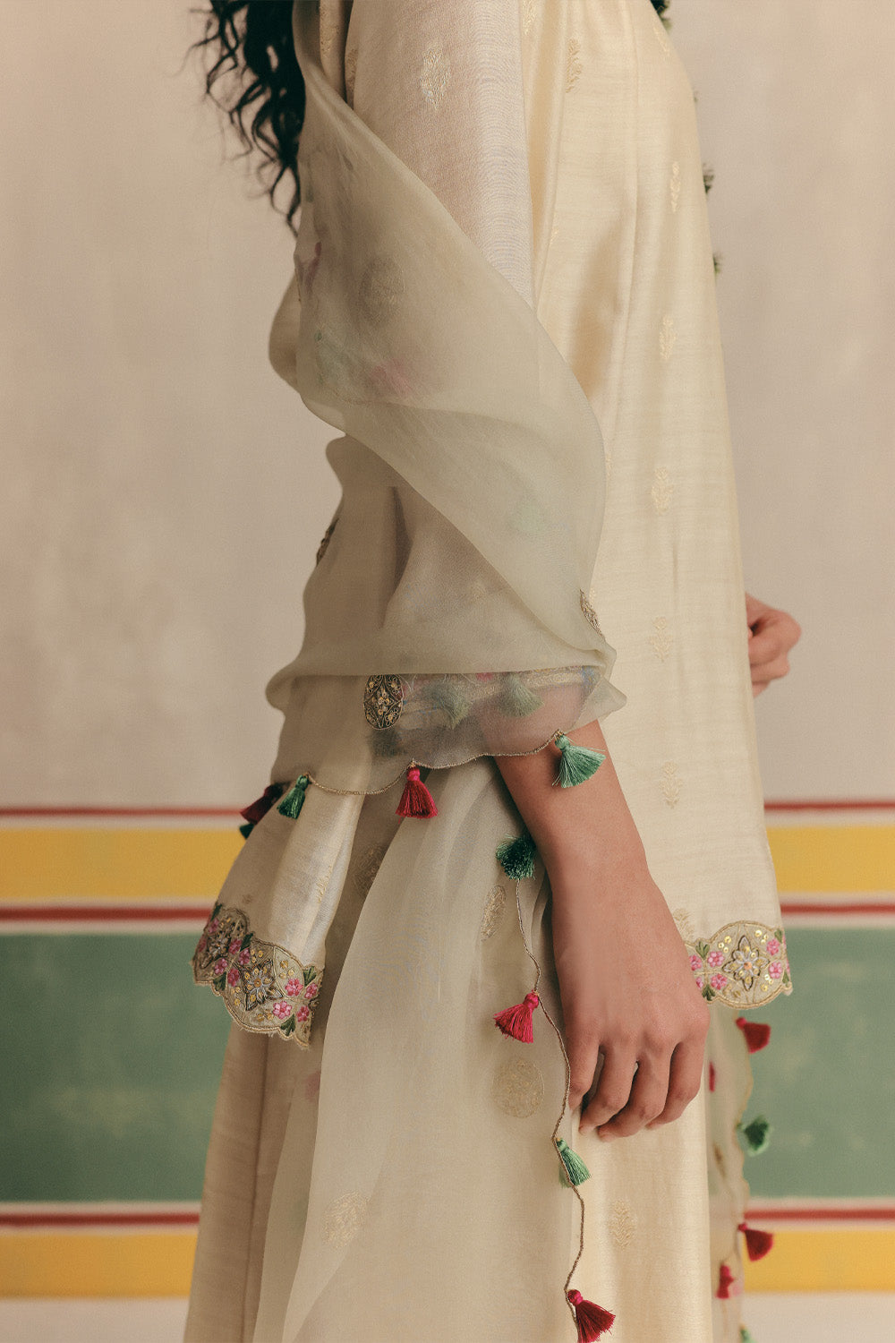 Jasmine Banarsi Embroidered Kurta with pants and Organza dupatta