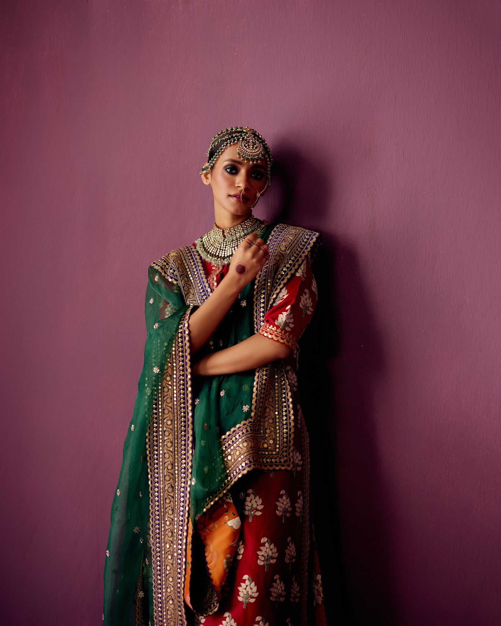 Red Embroidered kurta with Pants &  Green Dupatta