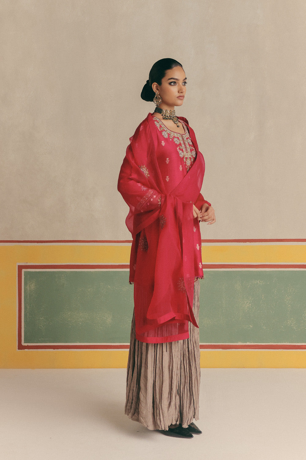 Zinnia Banarsi Embroidered Kurta with pants and Organza dupatta