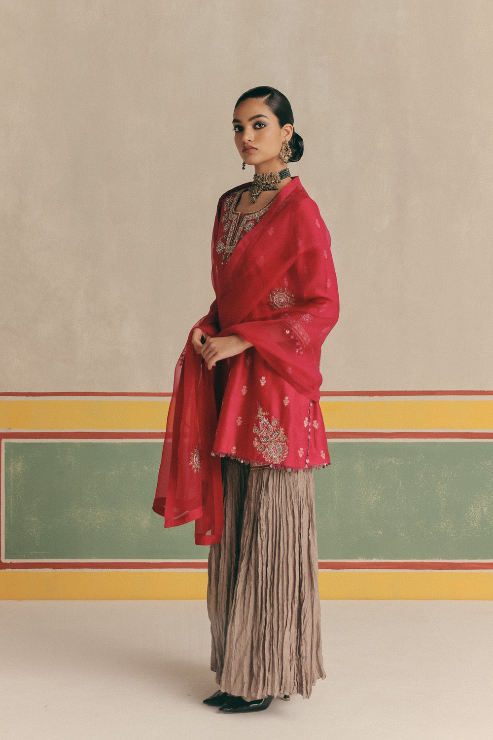 Zinnia Banarsi Embroidered Kurta with pants and Organza dupatta