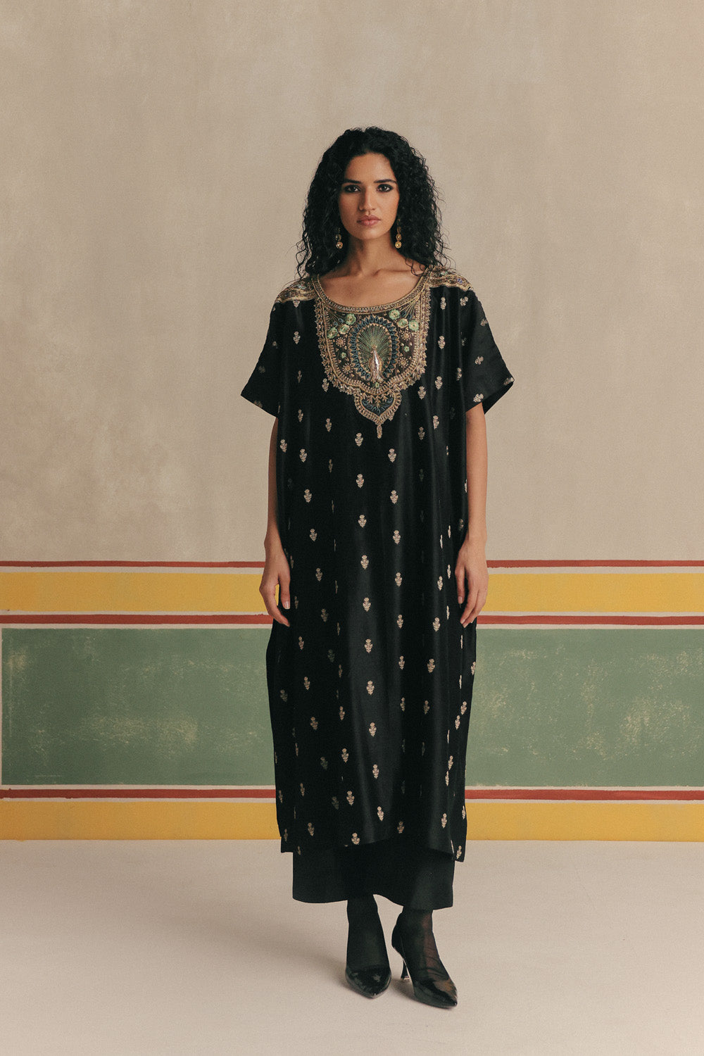 Peacock Banarsi Embroidered Kurta with pants and Organza