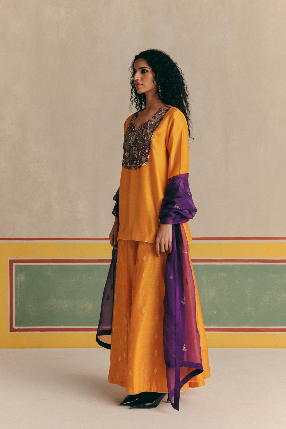 Dahlia Banarsi Embroidered Kurta with pants and Organza dupatta