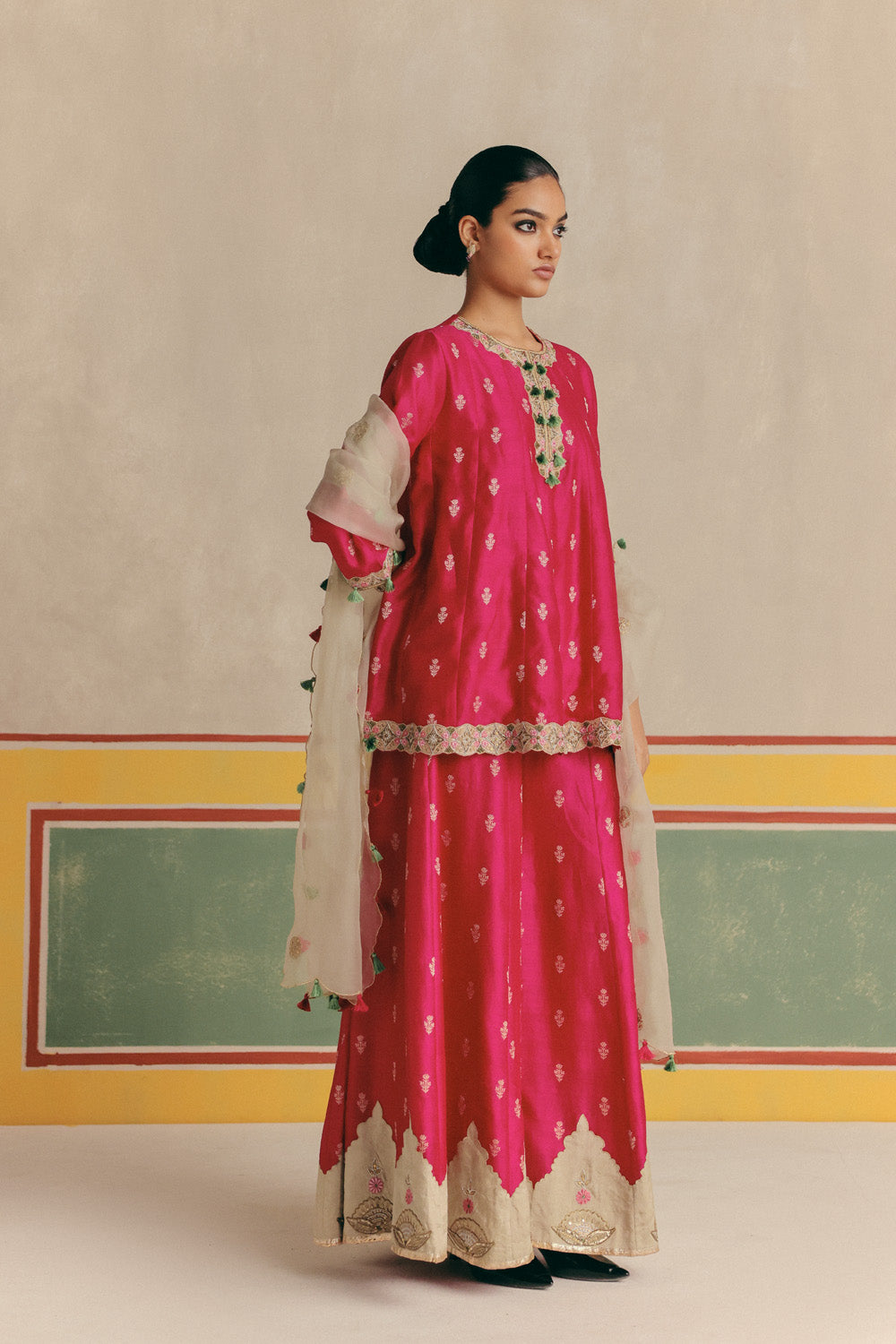 Jasmine Banarsi Embroidered Kurta with pants and Organza dupatta