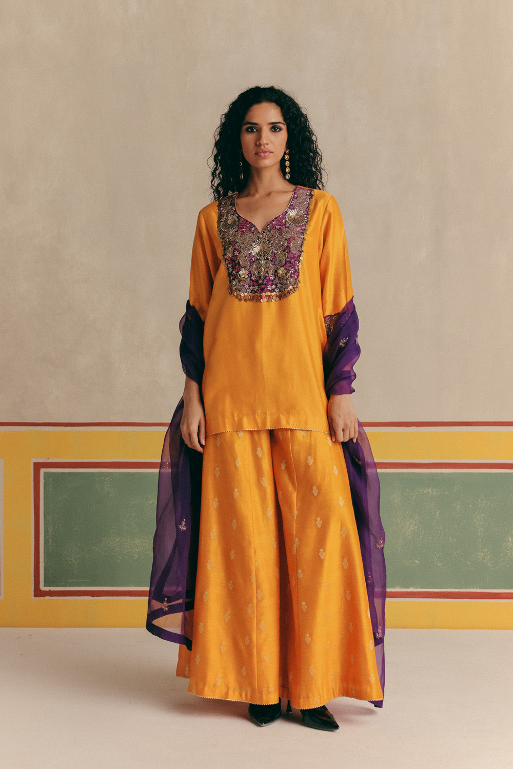 Dahlia Banarsi Embroidered Kurta with pants and Organza dupatta