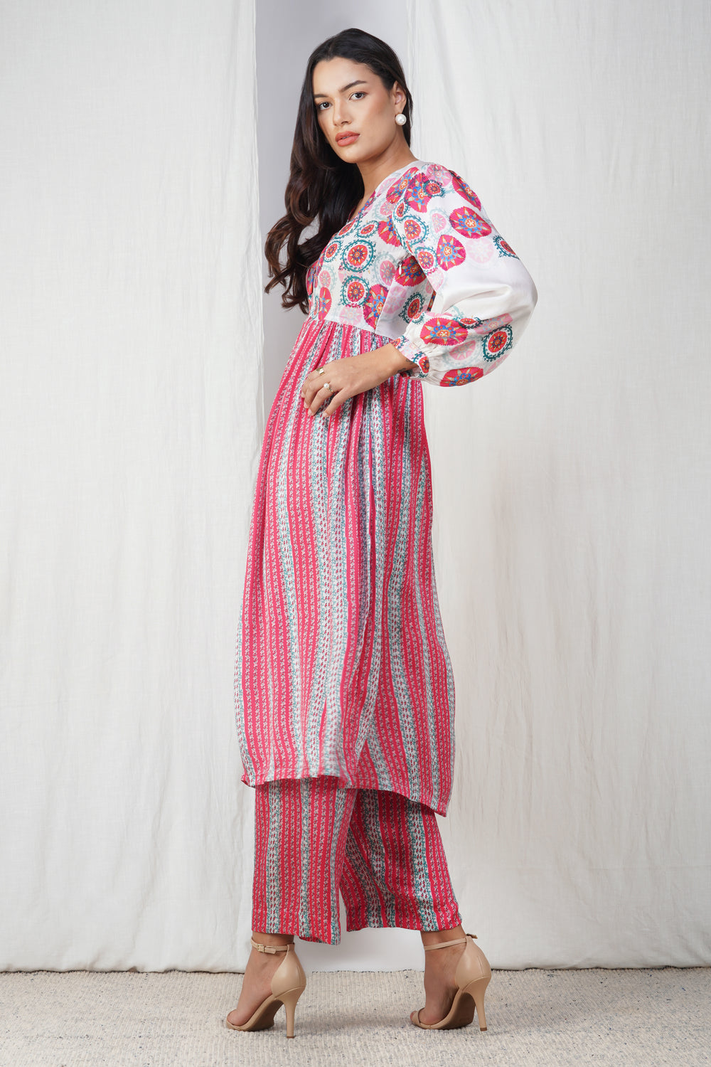 Print Yoke kurta with Pants