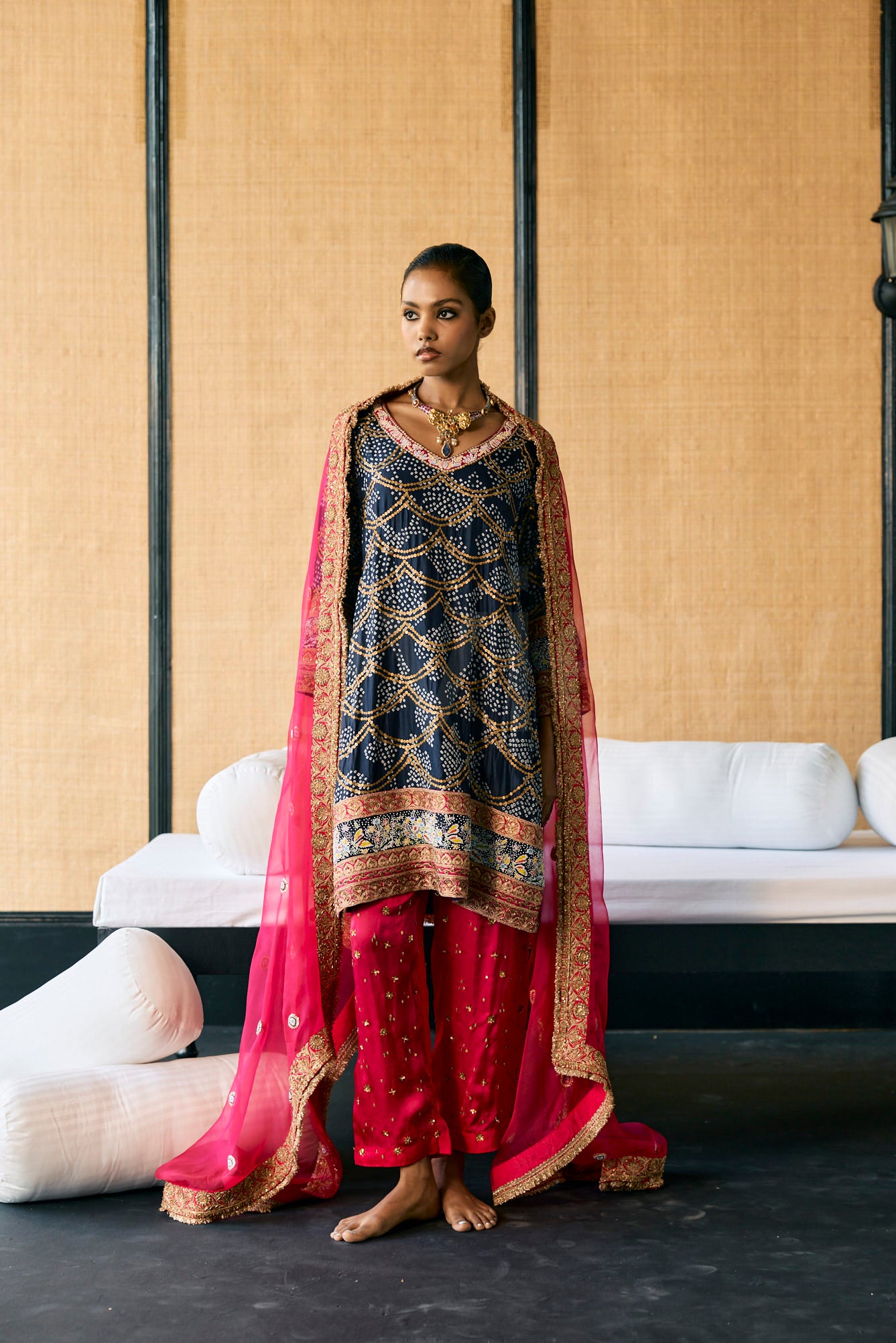Bandhej silk kurta & Salwar pants along with Organza silk Dupatta
