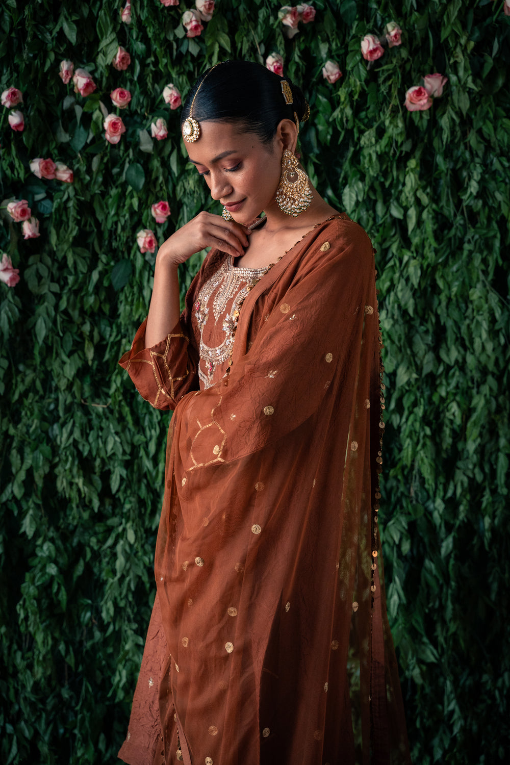 Crushed silk kurta with embroidery and farshi with Gota detailing and Net&nbsp; dupatta