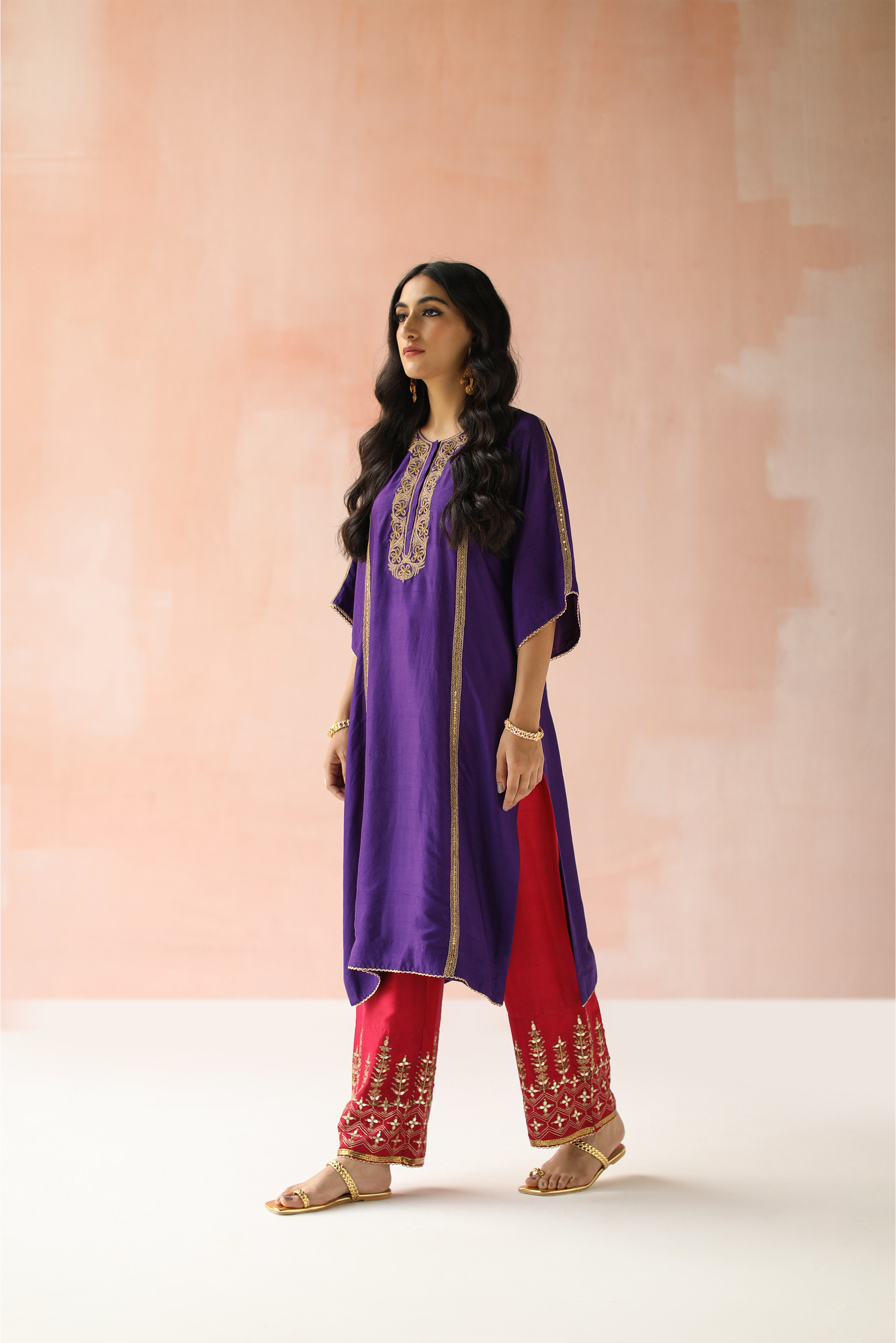 Kaftan Cut Kurta With Salwar Pants