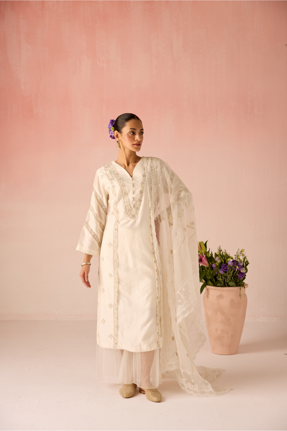 Cream Bahaara Chanderi Silk Kurta Set
