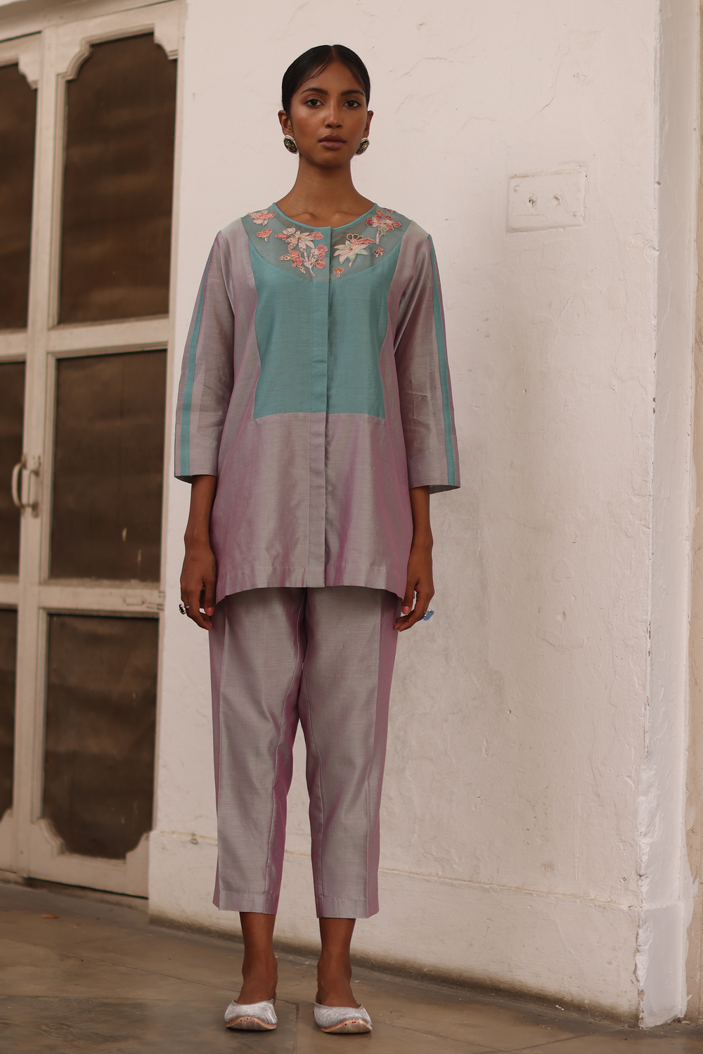 Lilac Color Block Coord Set in Chanderi With Floral Embroidery