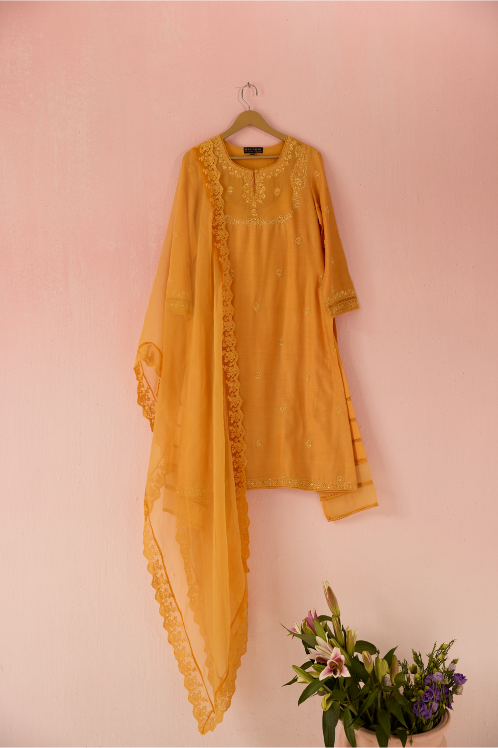 Kesar Bahaara Chanderi Silk Kurta Set