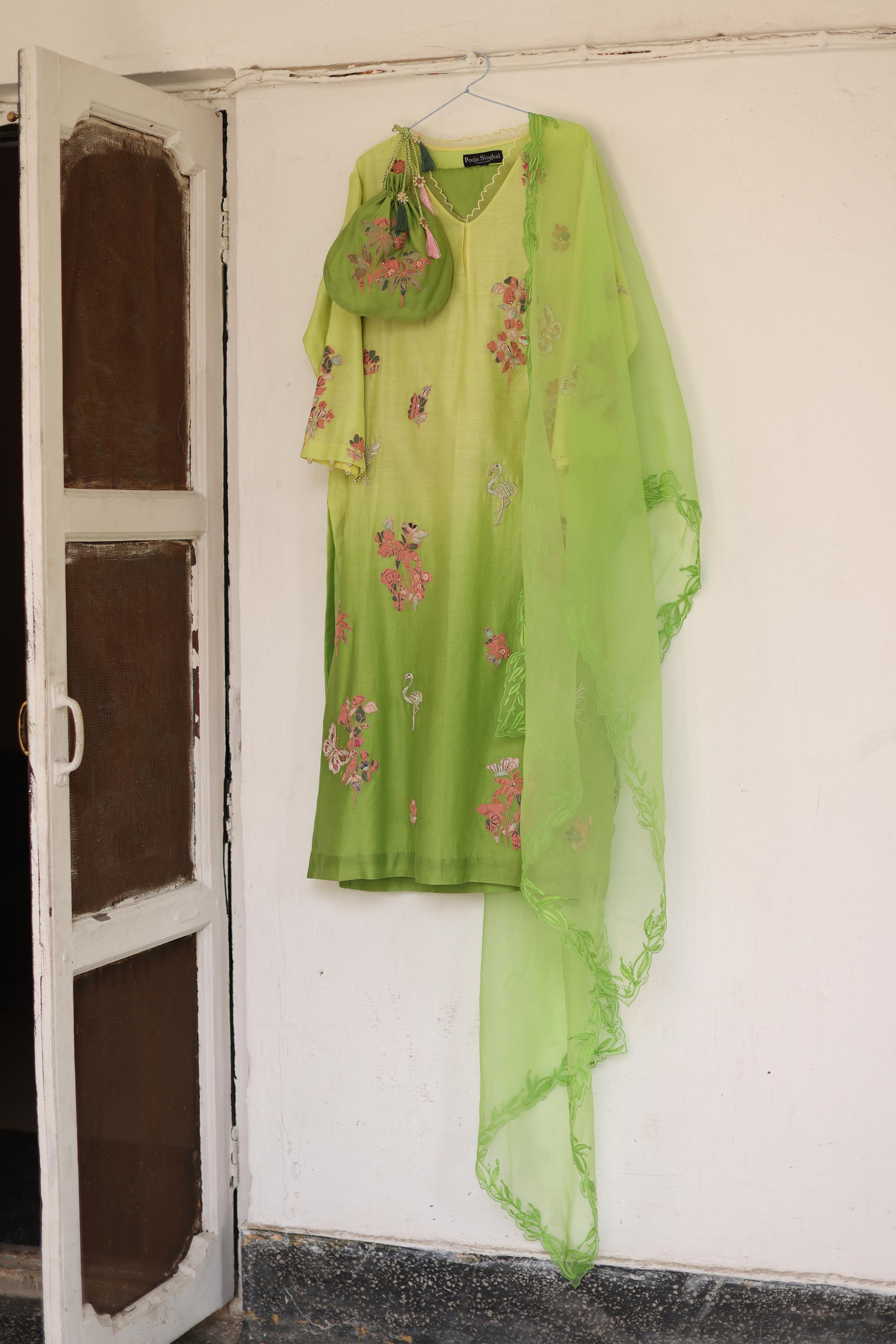 Carnation Applique Kurta, Pants, Dupatta & Potli