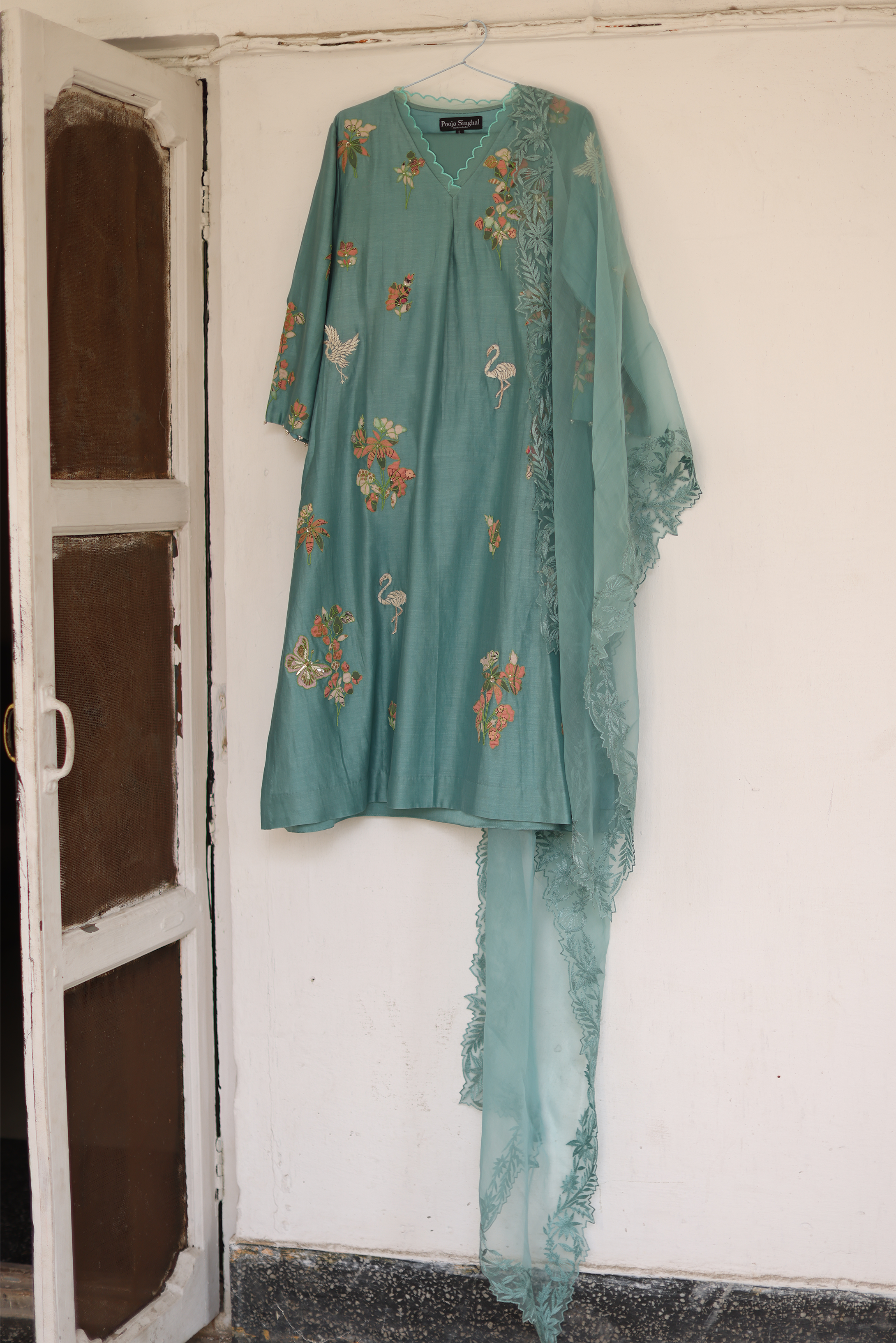 Carnation Applique Kurta, Pants, Dupatta & Potli