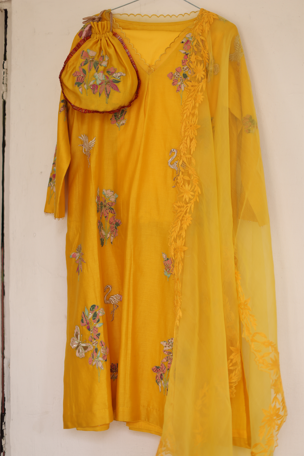 Carnation Applique Kurta, Pants, Dupatta & Potli