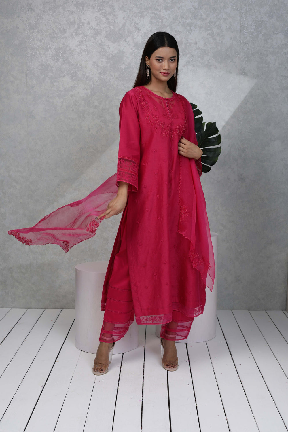 Festive kurta with pants & Organza dupatta