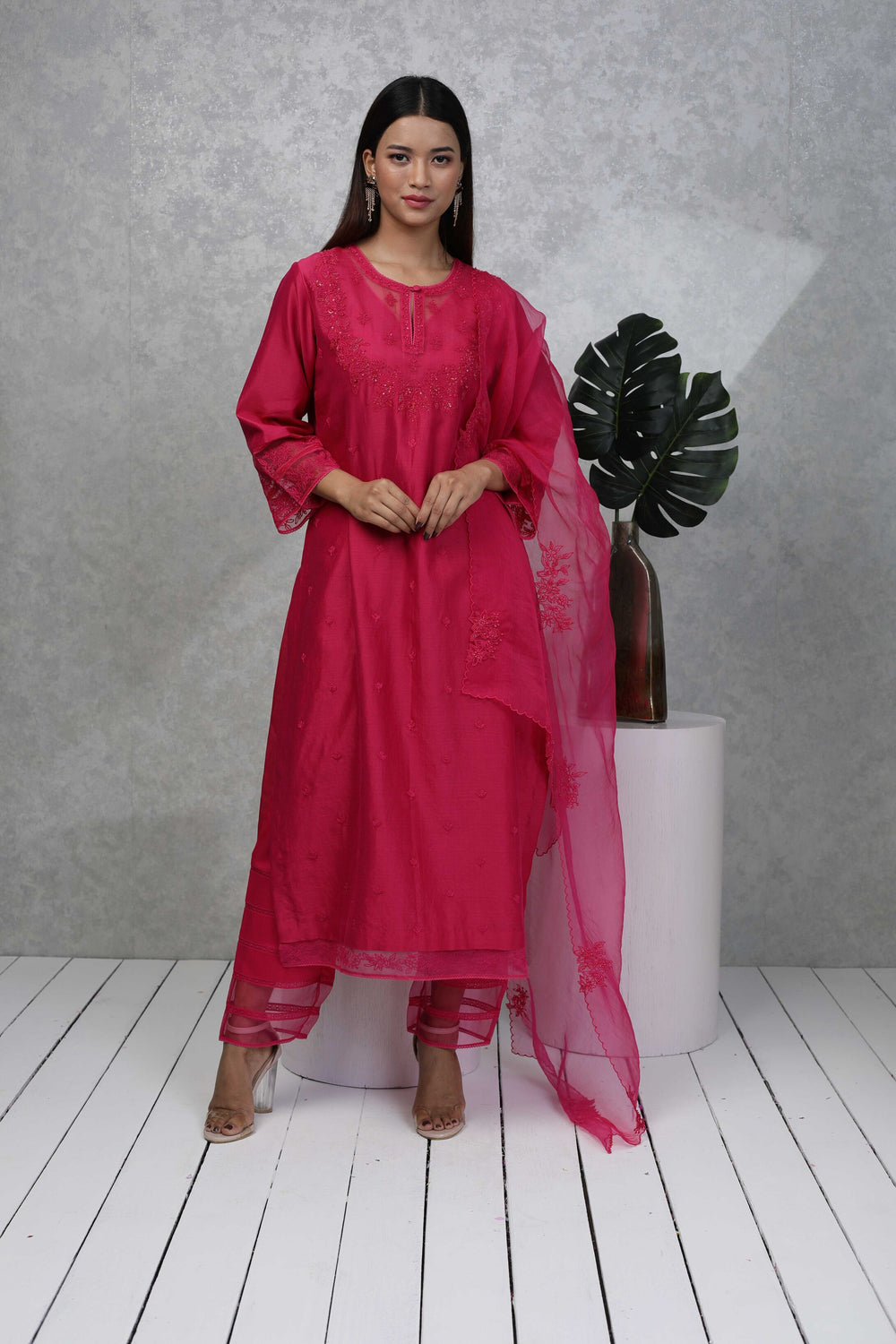 Festive kurta with pants & Organza dupatta