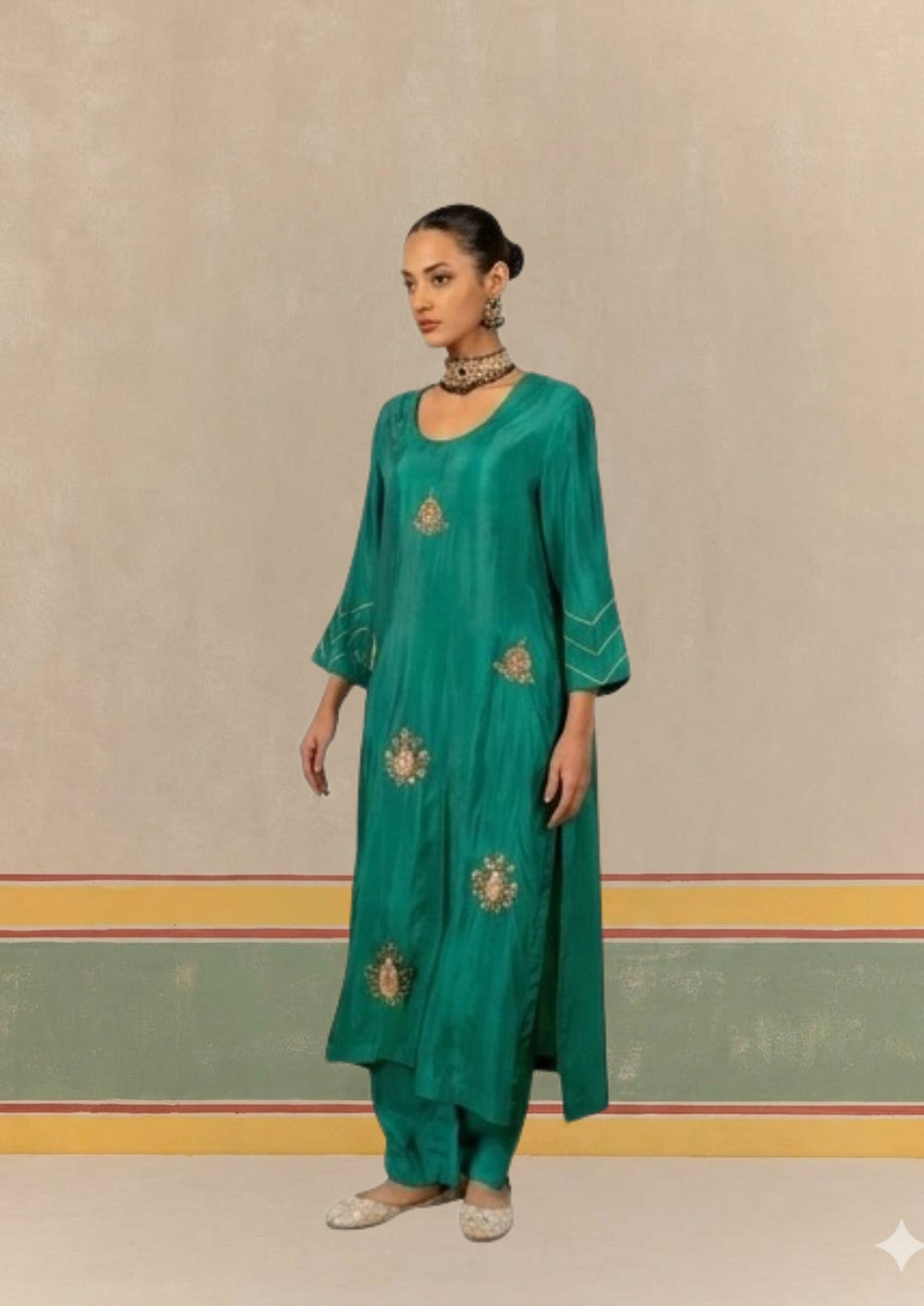 Chandi Antifit Blouse & saree in Organza (Copy)